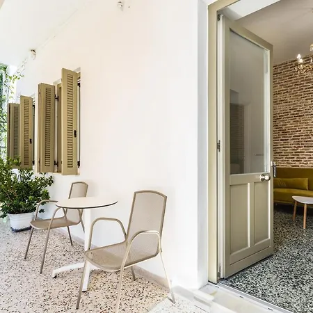 Urban House Next Old Town-vacation House Group Holiday home *